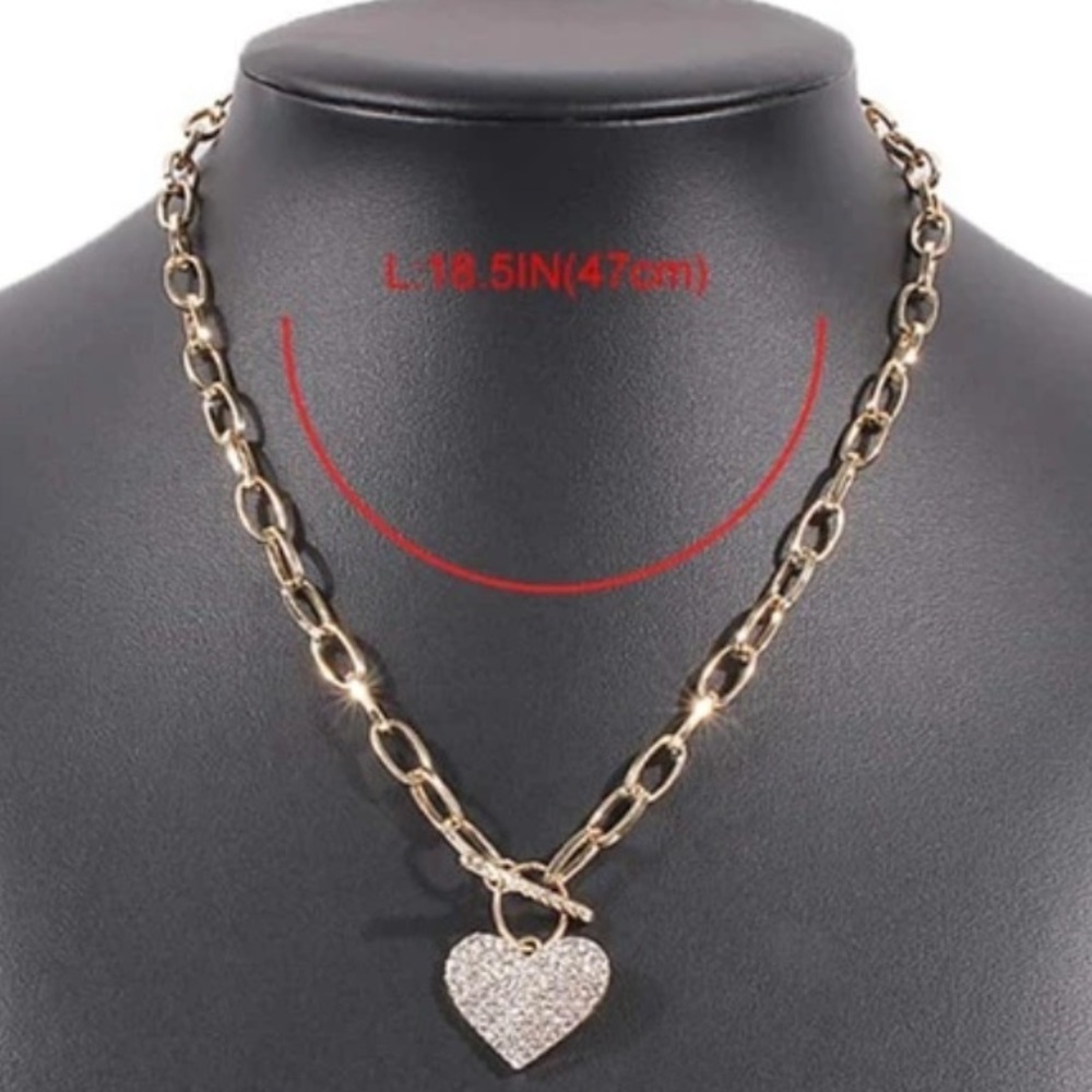 NWT Rhinestone Heart Paper Clip Silver Toggle Charm Necklace - Picture 5 of 7